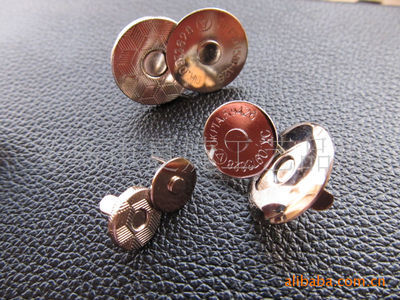 廠家直供箱包磁鐵扣 超薄環(huán)保，助力箱包配件升級(jí)